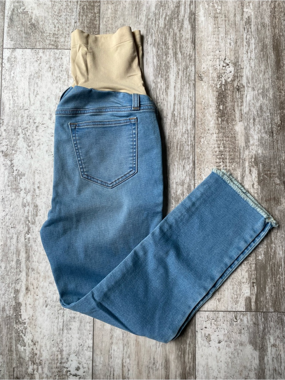 a:glow Cropped Maternity Jeans